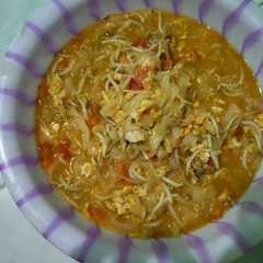 A picture of Kwetiau Kuah.