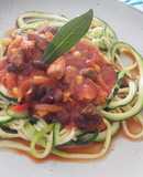 Tallarines de Zapallo Italiano con salsa de tomate
