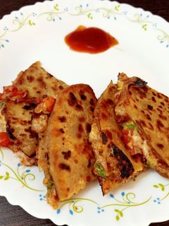 आटे के रोटी टैकोस (atte ke roti tacos recipe in Hindi) रेसिपी मुख्य फोटो