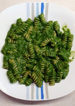 Foto di Pasta con crema di fave, spinaci e pecorino