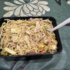 A picture of Mixed chowmein.