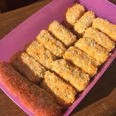 A picture of Pisang goreng nugget.