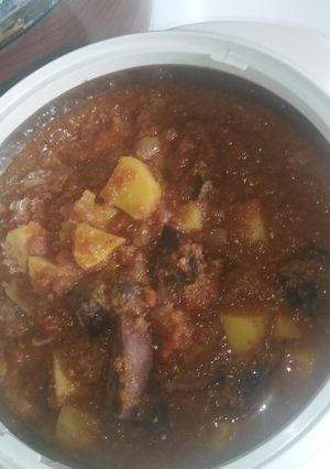 A picture of Irish potatoes-liver stew.