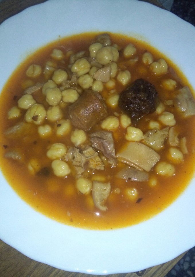 Una foto de Callos de ternera con garbanzos
