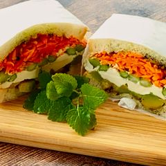 A picture of Tofu Sandwich.