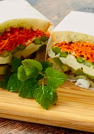 A picture of Tofu Sandwich.