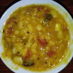A picture of Papdi ka daal.