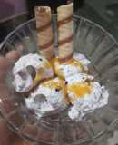 Oreo vanilla ice cream with caramel sauce