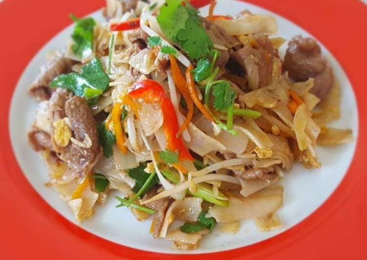 Why You Should Beef Pad Thai