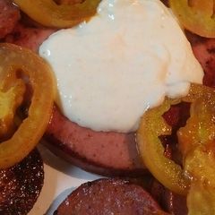 A picture of Ring-Around-the-Bologna.
