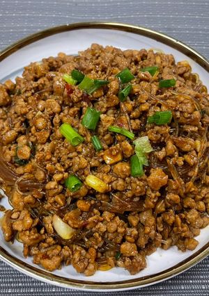 粉絲炒肉碎「螞蟻上樹」 的食譜成品照片
