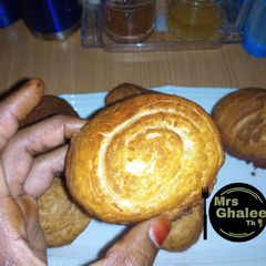 A picture of Rolled doughnut.