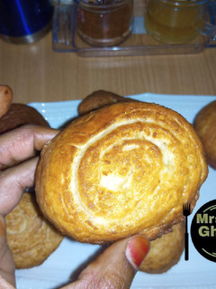A picture of Rolled doughnut.