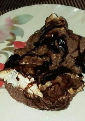 A picture of Oreo Biscuit Ice Cream.