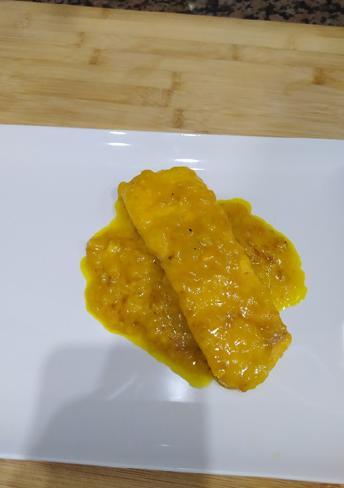 Una foto de Salmón en salsa de naranja