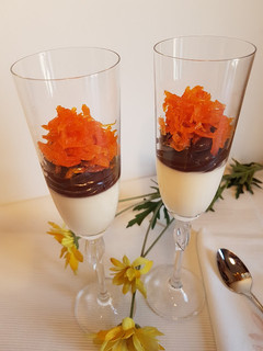 Una foto de Trifle de zanahoria, chocolate y nata!