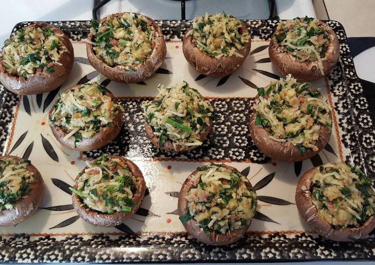 Bacon and Spinach stuffed mushrooms