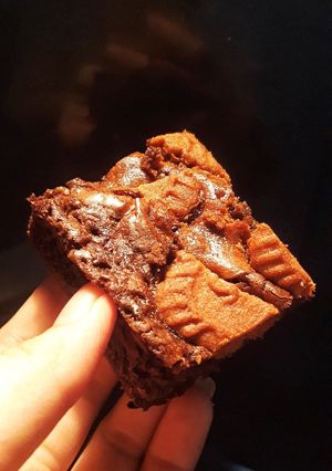 Foto resep Biscoff x Milo Brownies ♡ Shiny Crust & Fudgy Choco ❤
