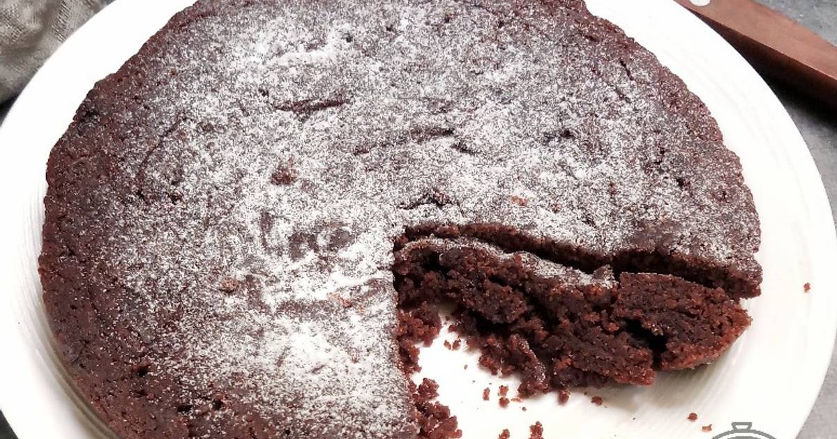 Resep EGGLESS Rice Cooker CHOCOLATE CAKE oleh dapurVY Cookpad
