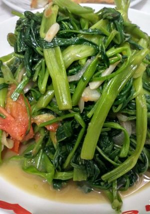 Foto resep Tumis kangkung ala pelangi