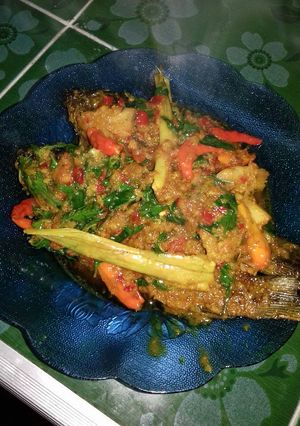 Foto resep Ikan mas pesmol simple
