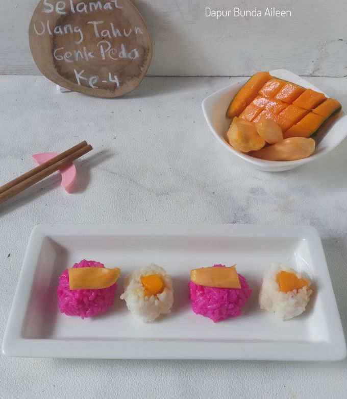 Ayollar hojatxonalarida rus yashirin kameralar porno video Cheboksari shahridagi seks yigitlari