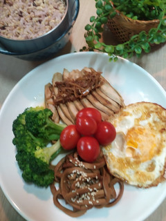 輕享薑燒雞肉 的食譜成品照片