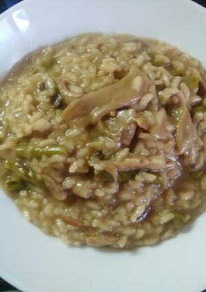 Una foto de Risotto de ceps con trigueros. Sin nata
