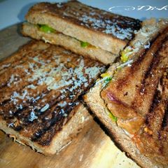 A picture of Veg-peanut sandwich.