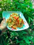 อกไก่ปูอัดผัดผงกะหรี่