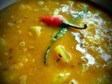 আলু দিয়ে মটর ডাল (aloo diye motor dal recipe in Bengali)