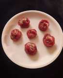 Beetroot rose vapa pitha