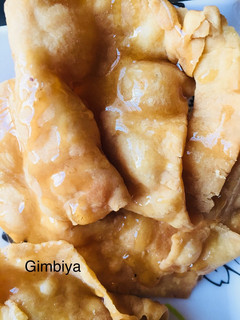 A picture of Diblan with honey.