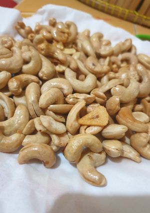 Foto resep Kacang Mede Goreng Gurih