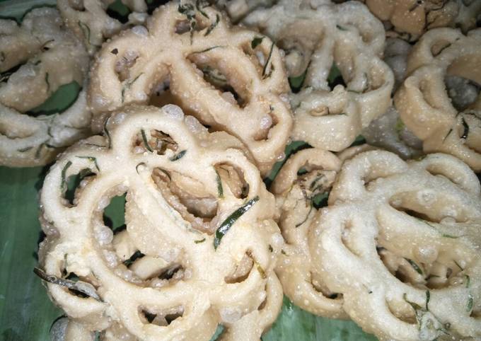 Yuk intip, Cara mudah memasak Kembang goyang gurih dan renyah anti gagal #BikinRamadanBerkesan kue lebaran  enak dan tahan lama