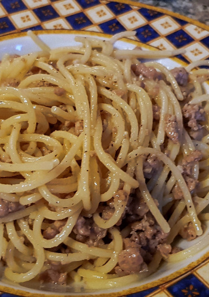 Una foto de Pasta con Ajo y Carne