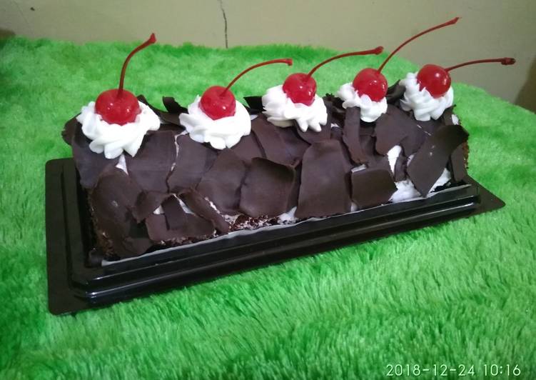 Blackforrest Roll Cake