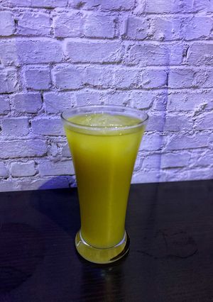 A picture of Ginger Lemon and pineapple.