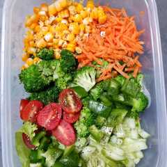 รูปของ Salad Sayur with homemade Thousand Island Dressing