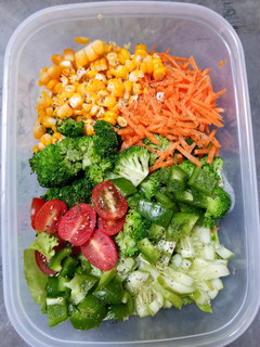 Foto resep Salad Sayur with homemade Thousand Island Dressing