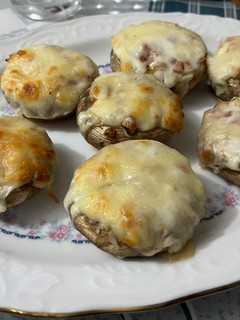 Una foto de Champiñones rellenos