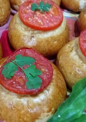 صورة لوصفة خبز بالطماطم هش ولذيذ