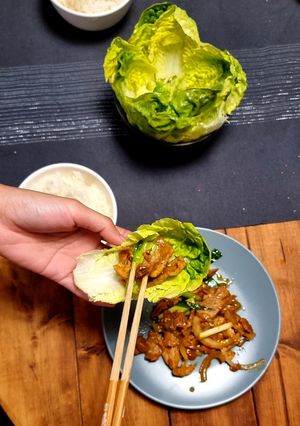 Foto resep Dwaejigogi bokkeum - korean hot stir fried