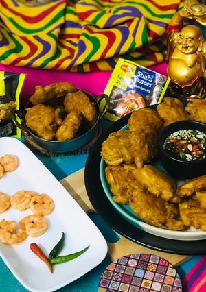 A picture of Popular Vietnamese Traditional Sweetpotato & Prawns Fritters 🍤.