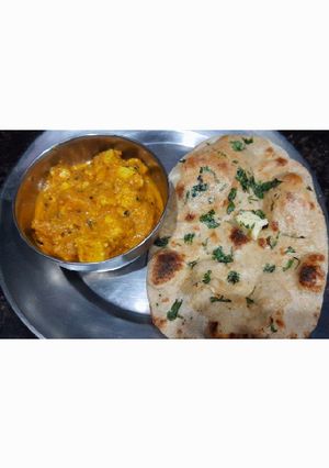 A picture of Tandoori roti.