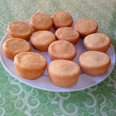 Mini Sponge Cake(mkate wa mayai) A picture of Mini Sponge Cake(mkate wa mayai).
