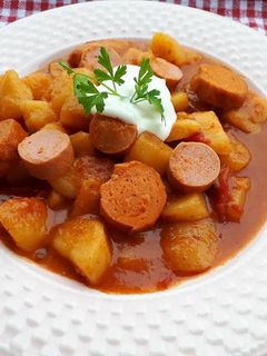 Paprikás krumpli recept fotója
