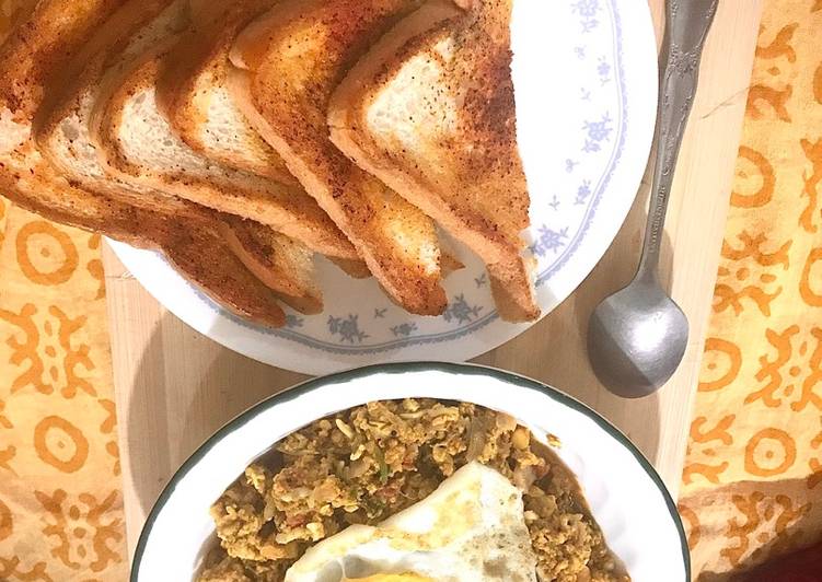 Recipe of Super Quick Homemade Anda Ghotala with masala bread
