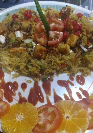 A picture of Vegetable biryani.