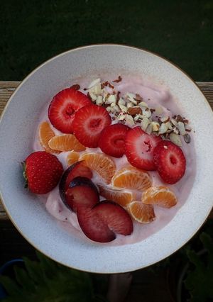 A picture of Strawberry Rhubarb Bowl.